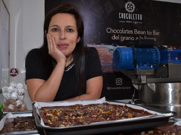 La chocolatera peruana que la rompe en Chile